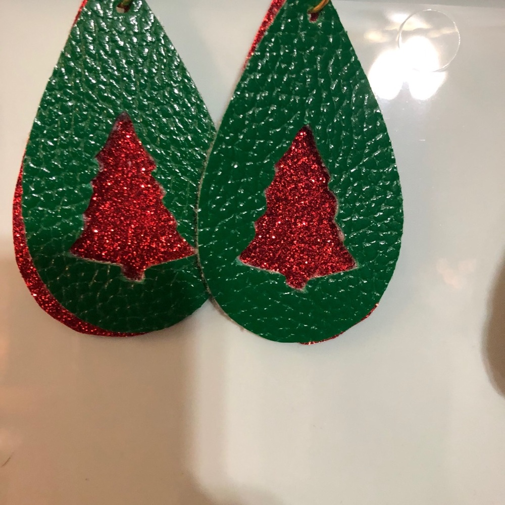 Faux leather/leather earrings. Handmade earrings. - Picture 4 of 16